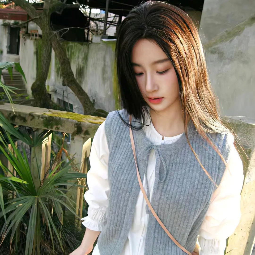 九尾藏不住